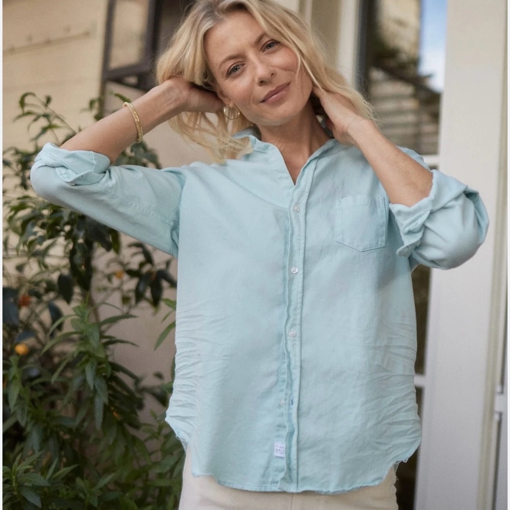 Frank & Eileen Light Blue Button-Down Linen Shirt